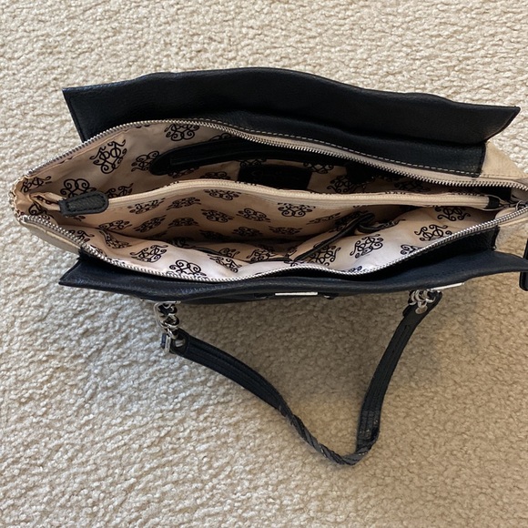 Jessica Simpson shoulder handbag - Picture 9 of 10